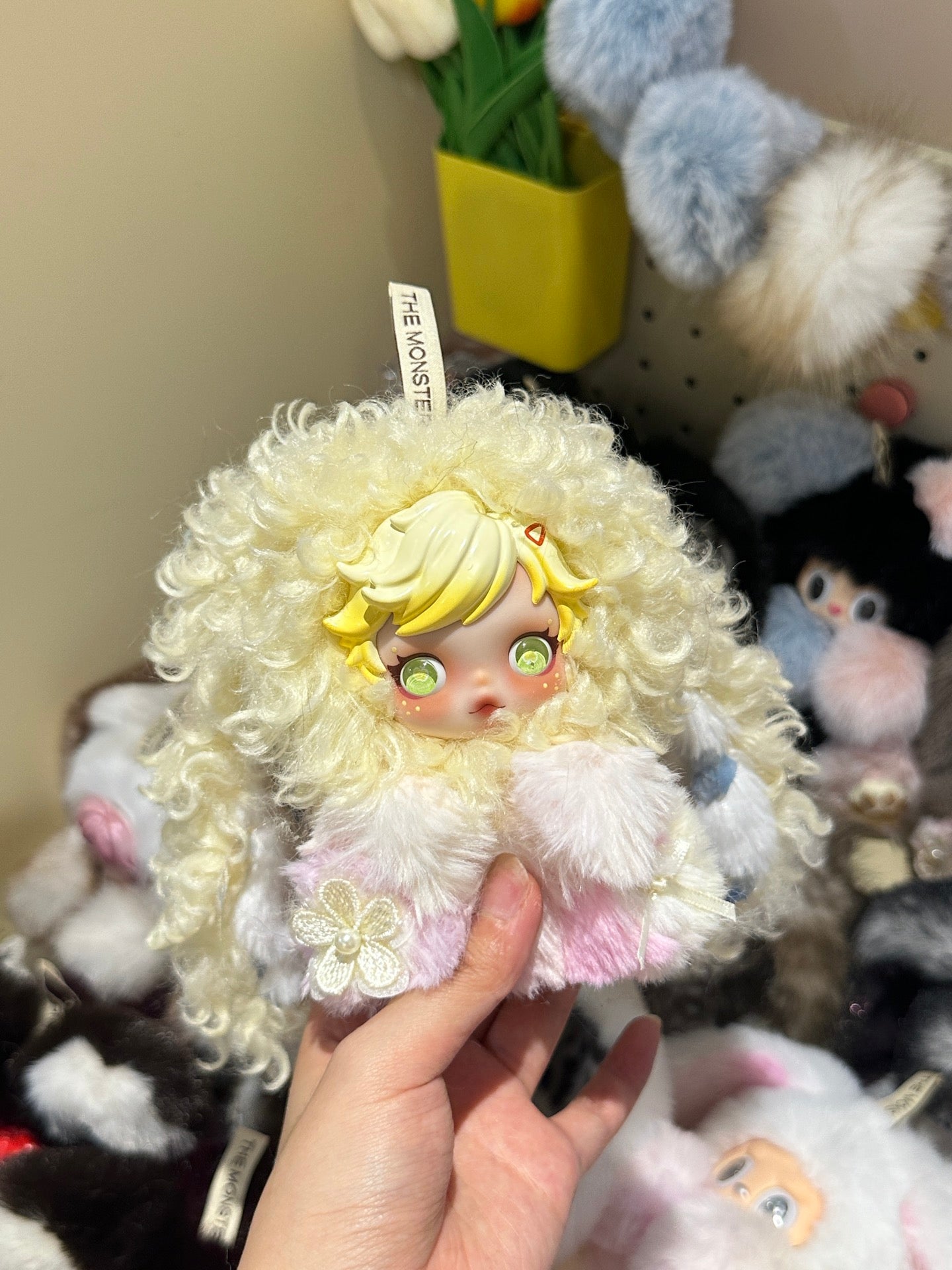 SP Original Design Sitting Bunny
