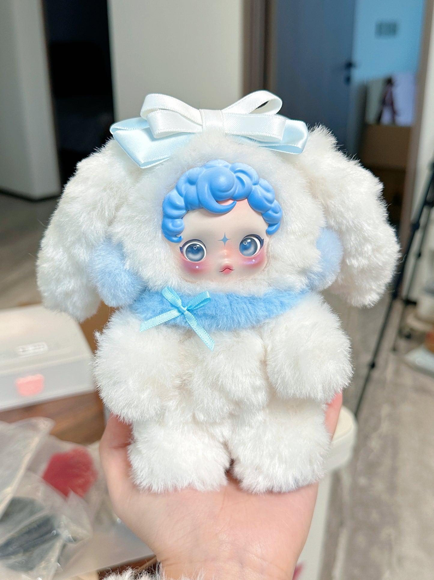 SP Original Design Cinnamon (moveable hands, stand & sit)