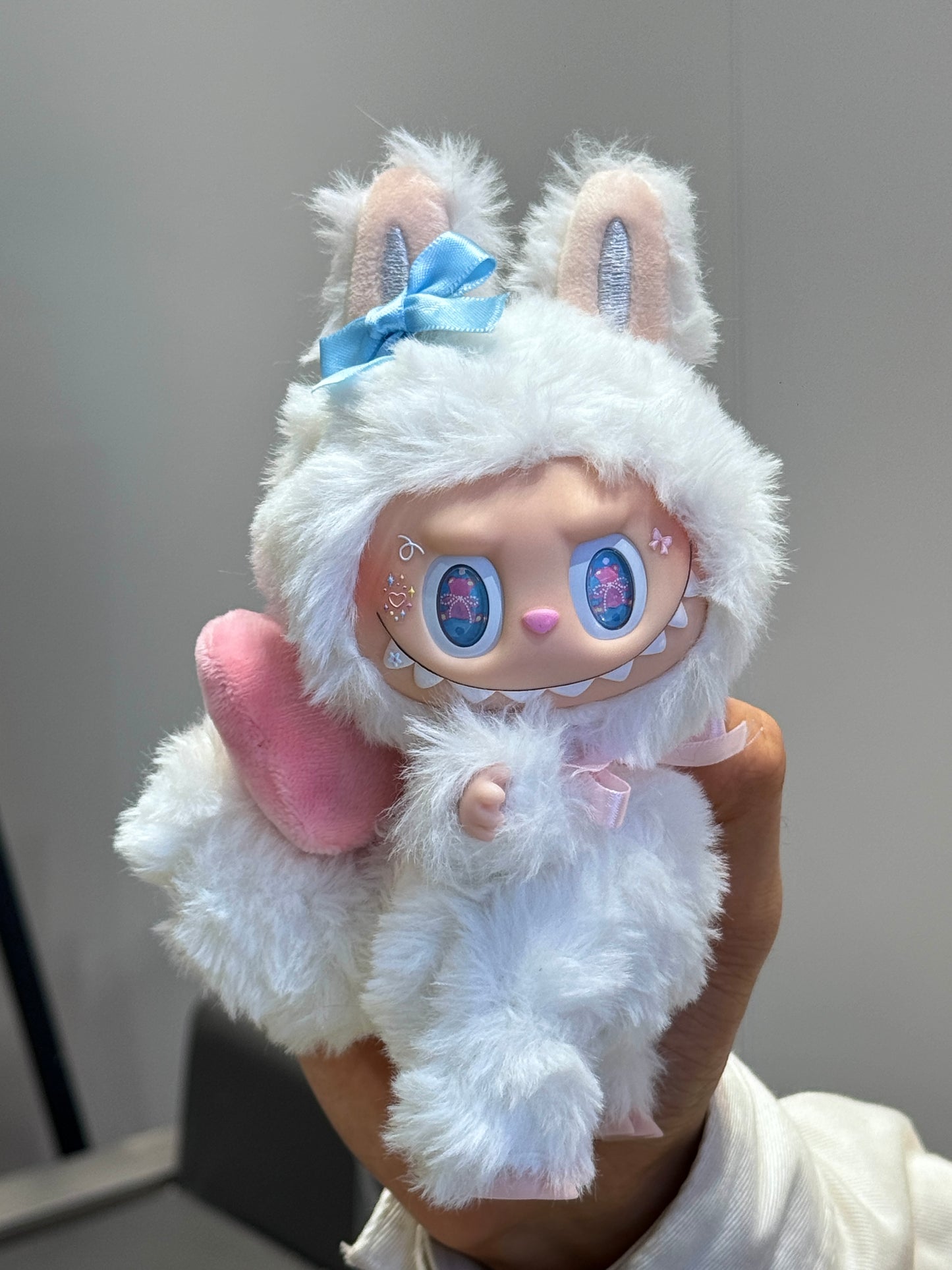 Original Design Winnie Phoo White