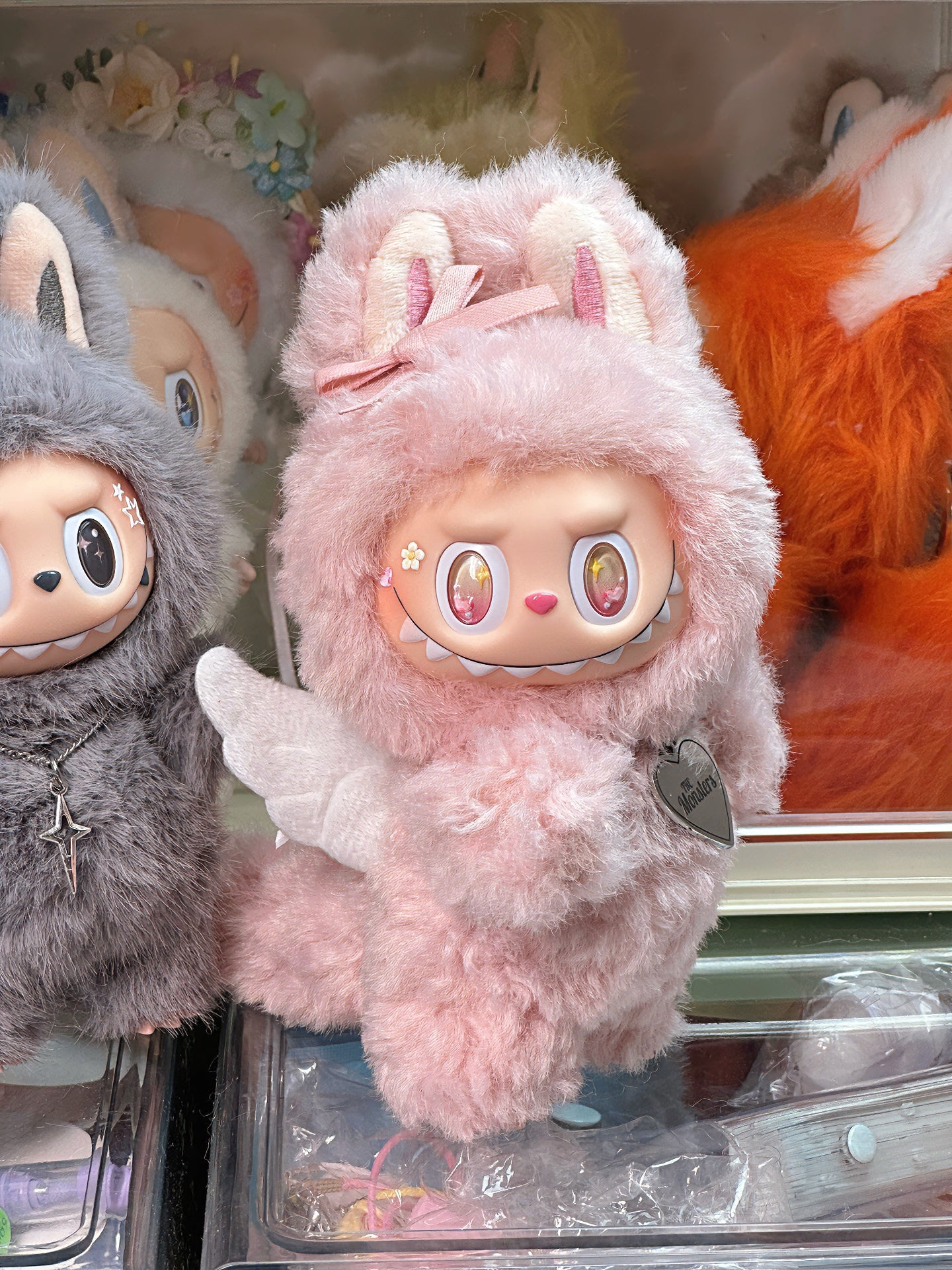 Original Design Peach Cream Angle