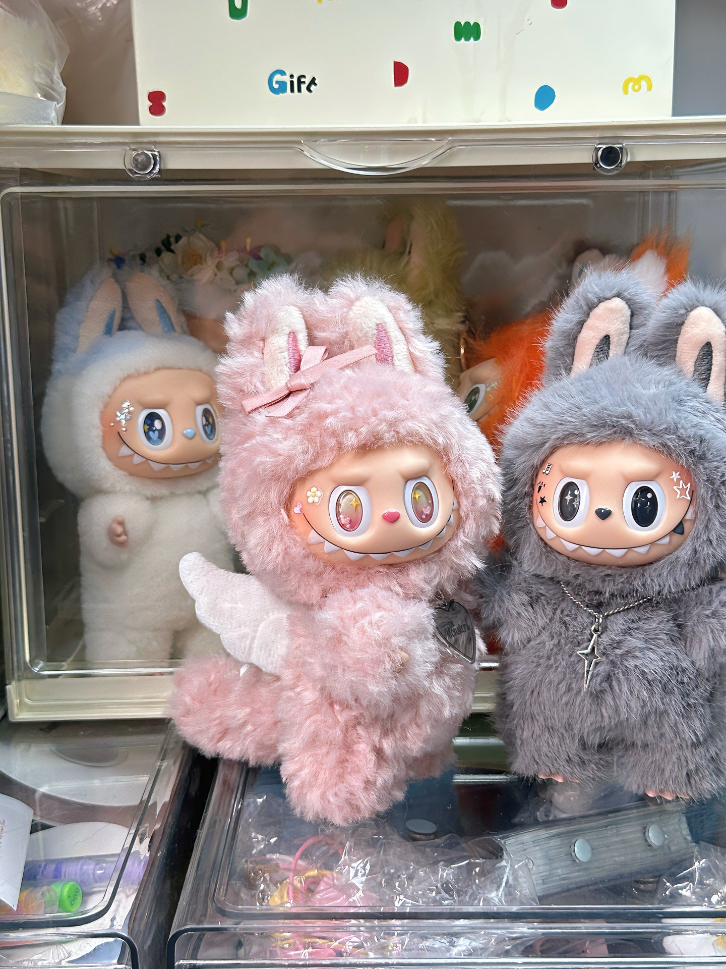 Original Design Peach Cream Angle