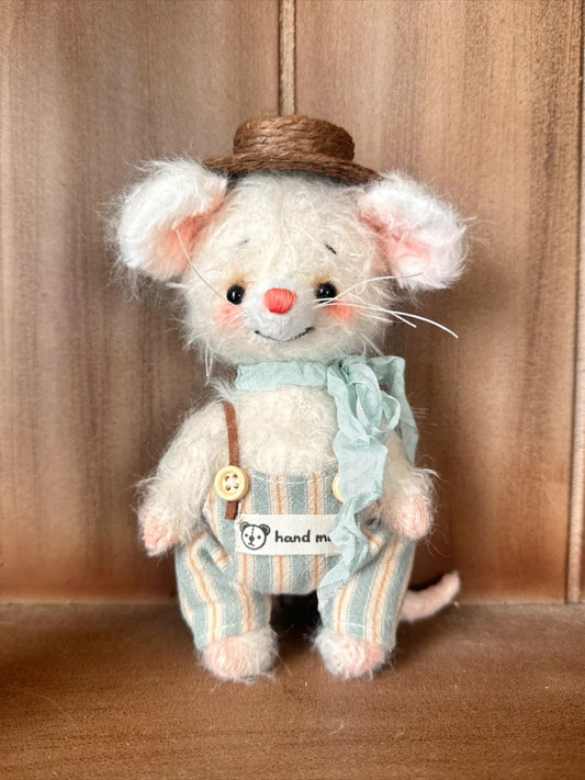 【Smiling Mouse】Handmade DIY Mohair Articulated Doll