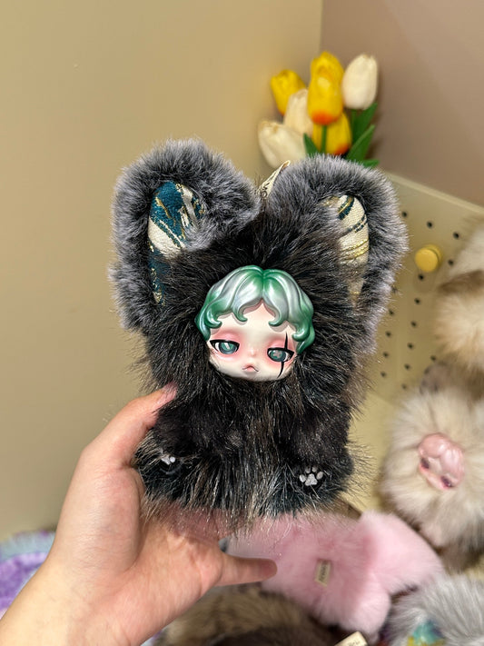 SP Original Design Sitting Kitty