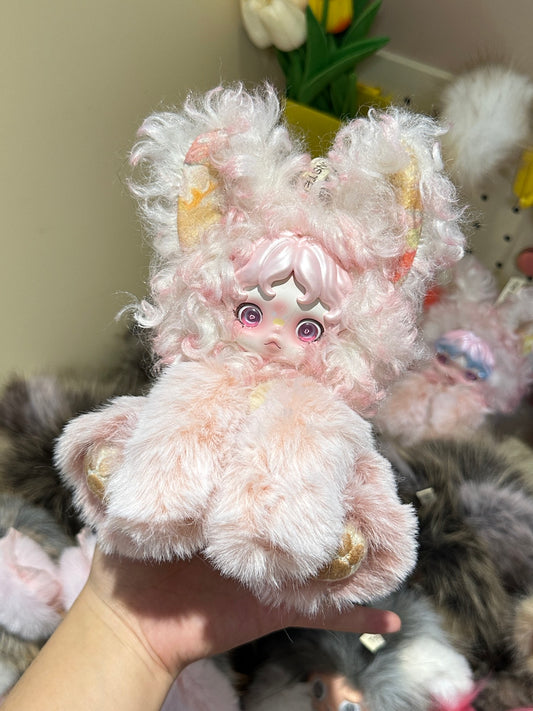 SP Original Design Sitting Kitty