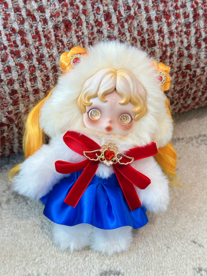 SP Original Design Sailor Moon (moveable hands, stand & sit)