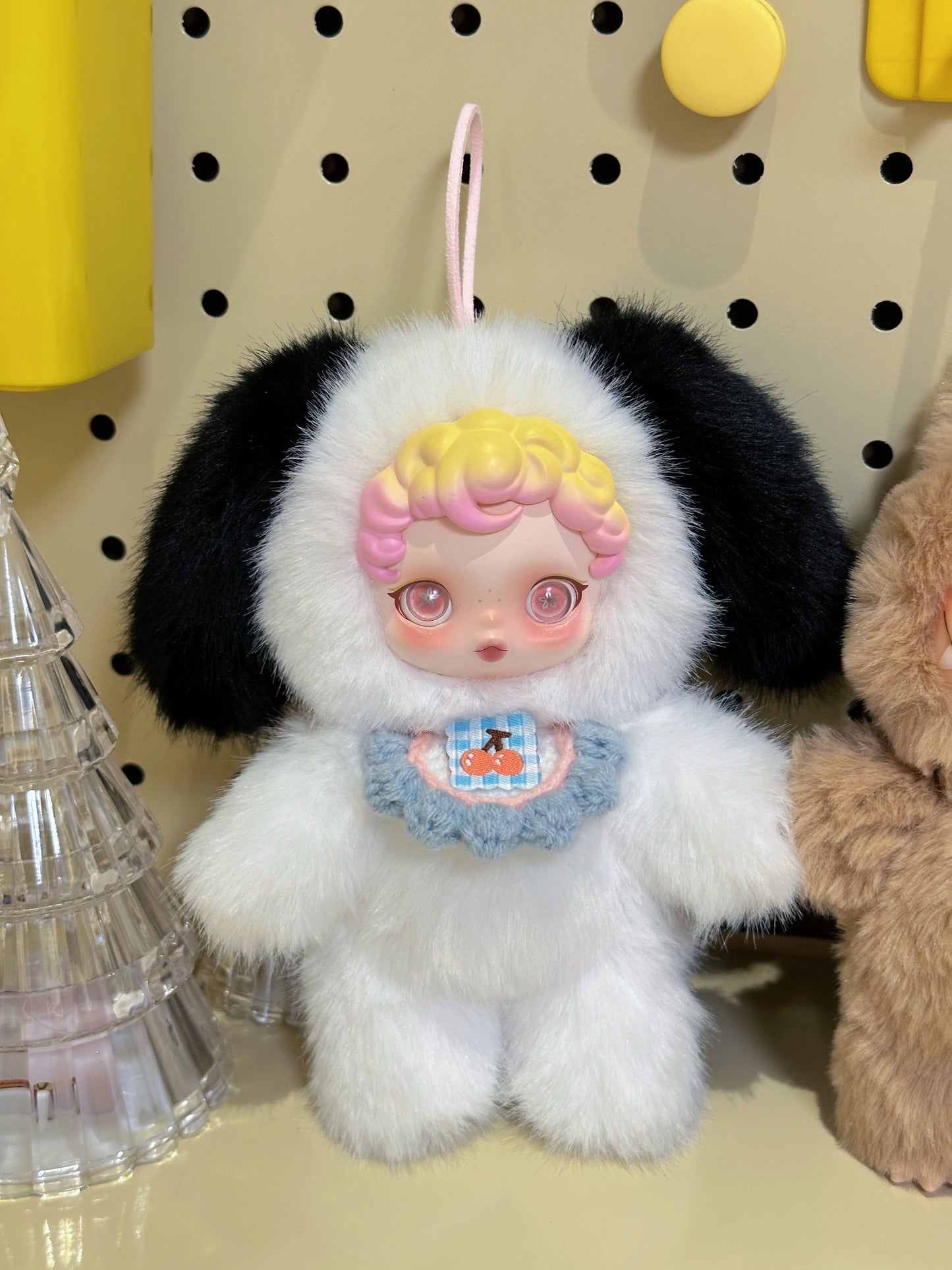 SP Original Design Pochacco(moveable hands, stand & sit)